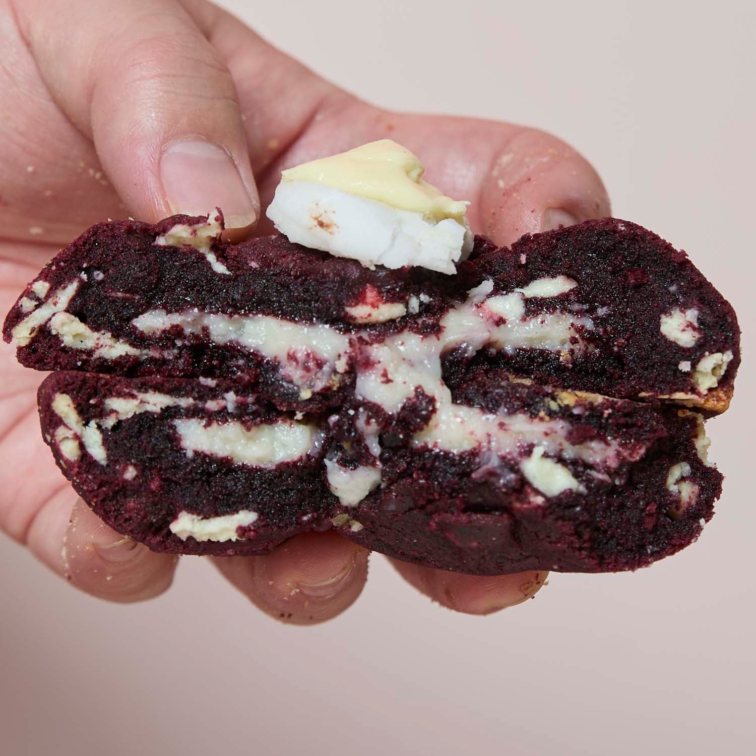 Rockerfella Velvet NY Style Cookie 150g Single